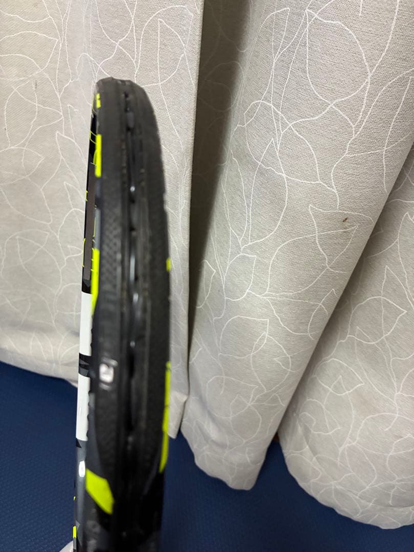 バボラ ピュアアエロ 98 グリップ3（国内正規品・24年11月ガット張替済）