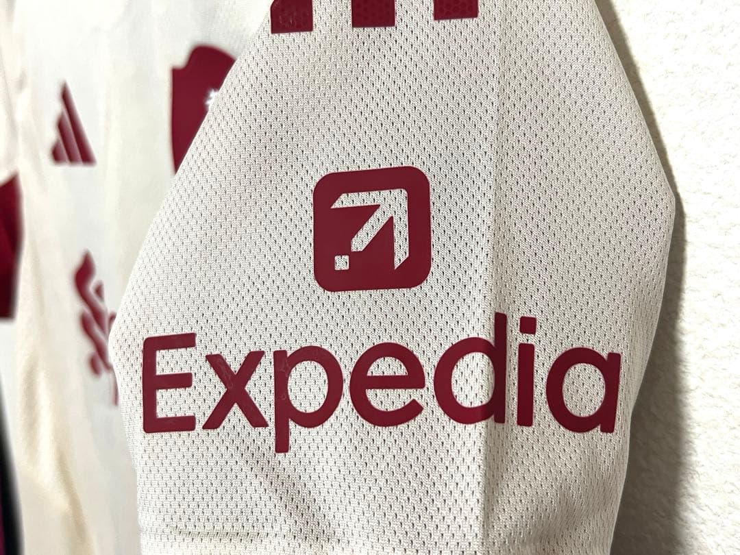 adidas リバプール FC 2025-26 7番 ヴィルツ アウェイ