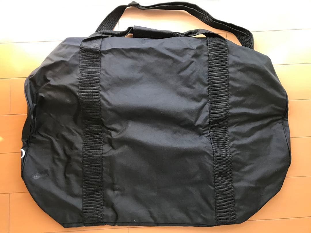 ニュージーランド　カンタベリー　ドラム型キャリーバック