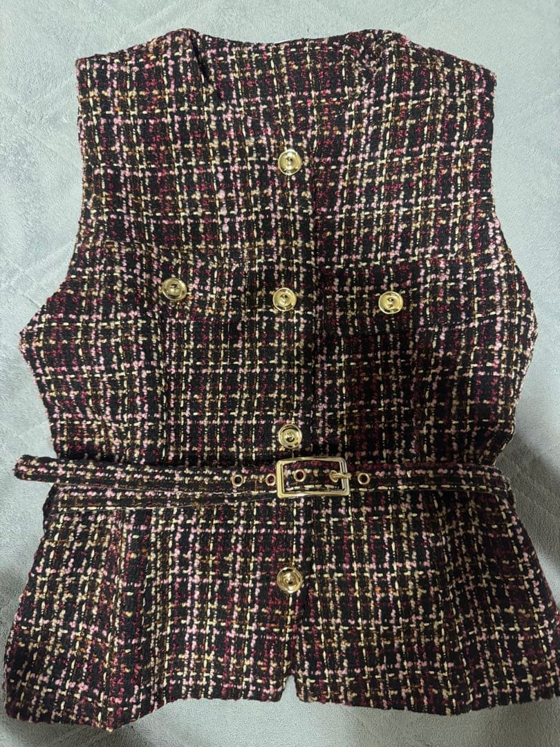 新品未使用　ベルト付きテクスチャーベスト　ツイードベスト