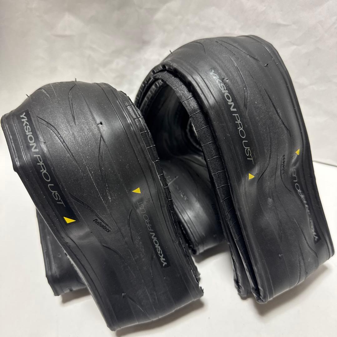 Yksion Pro UST チューブレスタイヤ 未使用28C