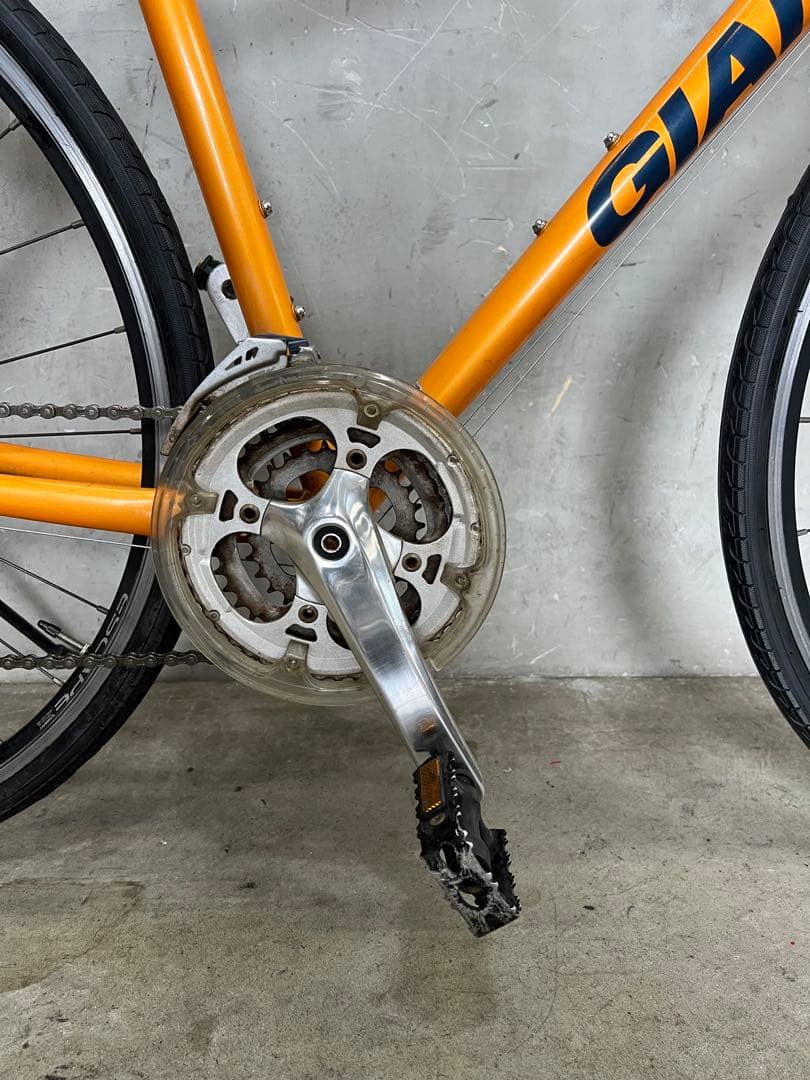 クロスバイク　GIANT ESCAPE R3 ジャイアント　前後タイヤ新品‼️