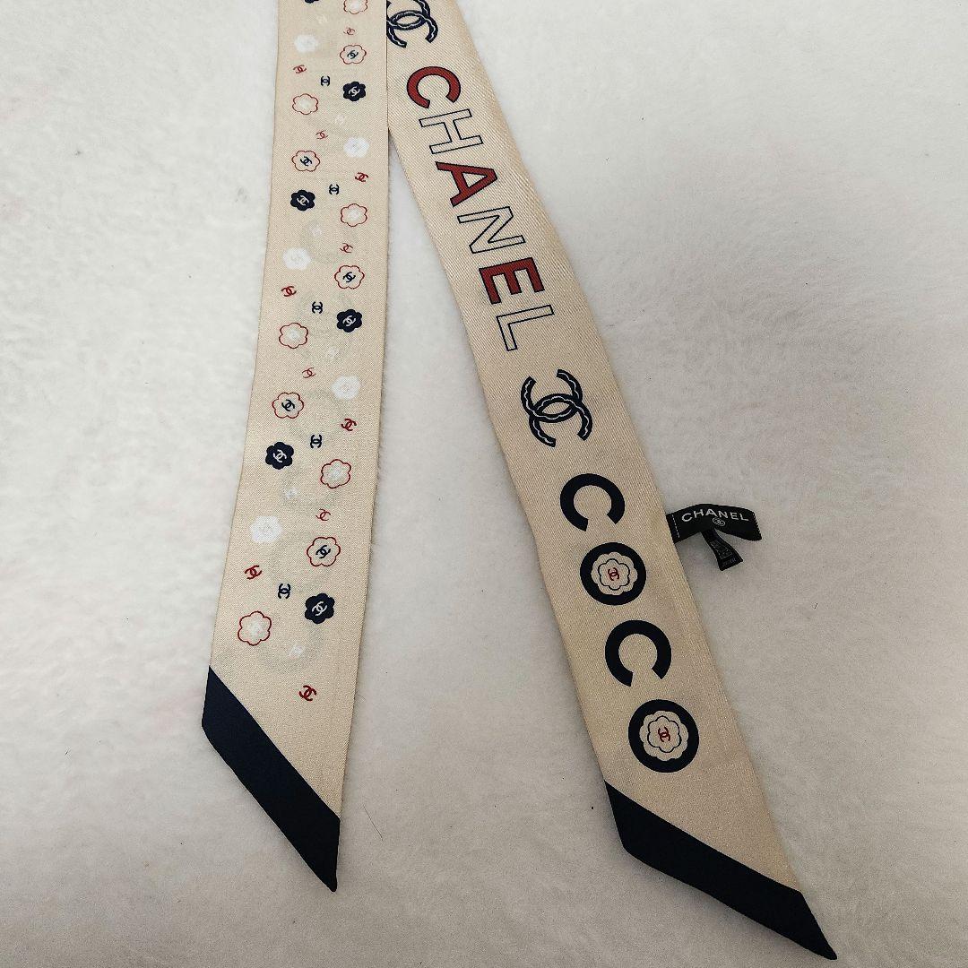 CHANEL　ココマーク スカーフ　シルク　ベージュ　カメリア