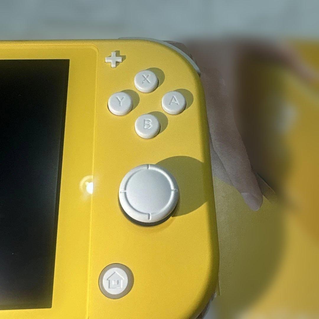 Nintendo Switch Lite イエロー 本体　美品