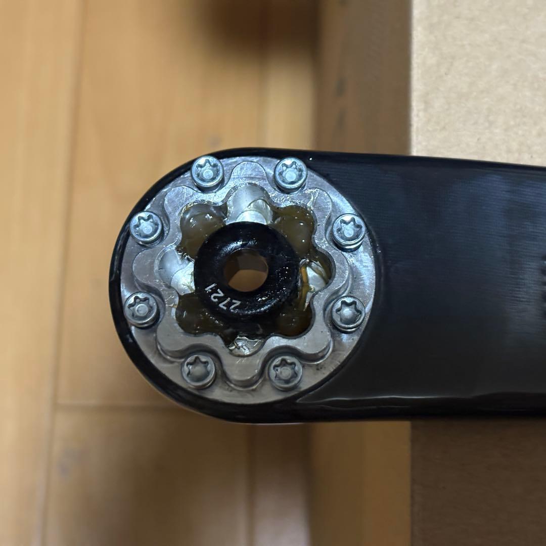 クォーク DUB カーボンクランク 175mm