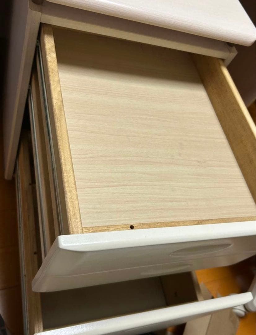 美品★ニトリ 学習机 ホワイト LEDライト付き収納棚② (①③もご確認ください