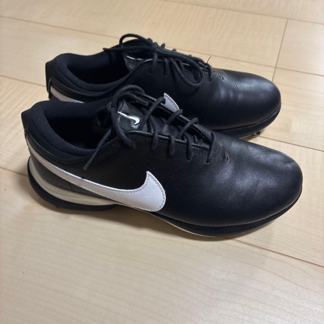 Nike VICTOR スパイクシューズ ブラック/ホワイト