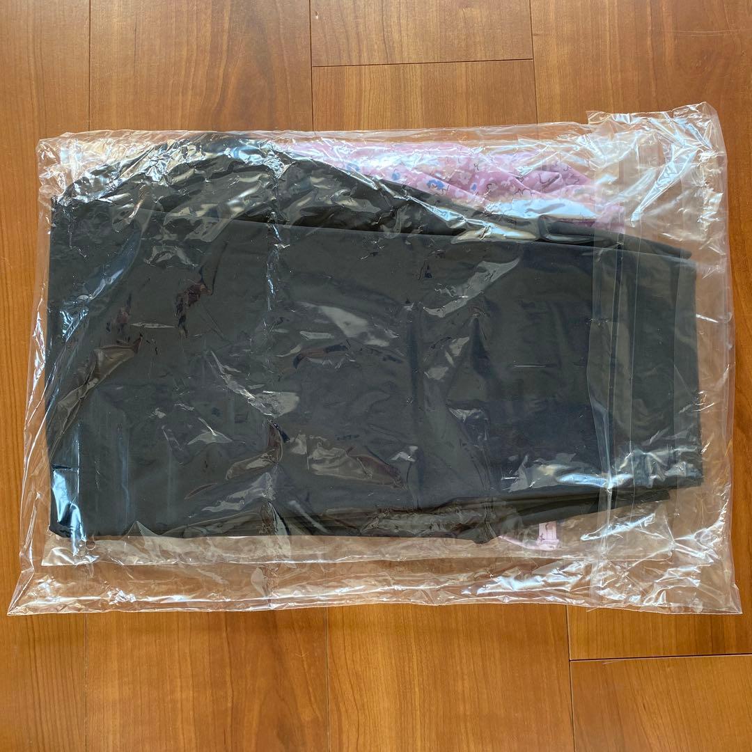 新品【SUKALA】Ｌ　小花柄 ショートタンクトップ＆レギンスセット ラバ　ヨガ