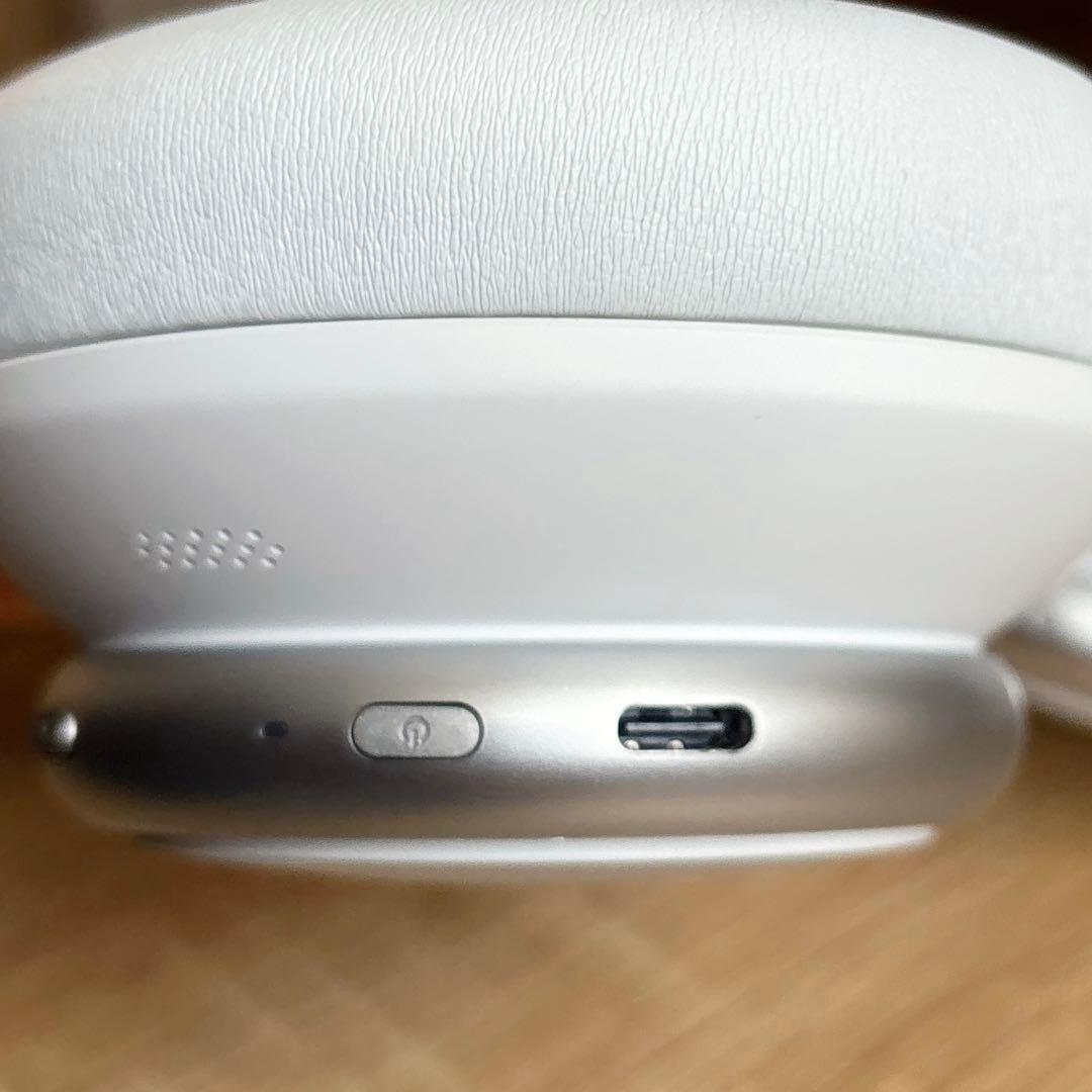 ワイヤレスイヤホン　ホワイト(Anker Soundcore)