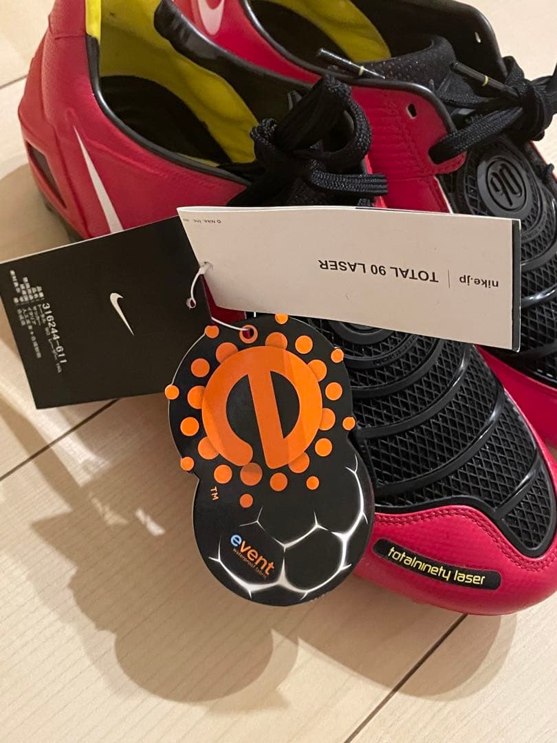 NIKEナイキサッカースパイクトータル90レーザー07 08赤レッドtotal