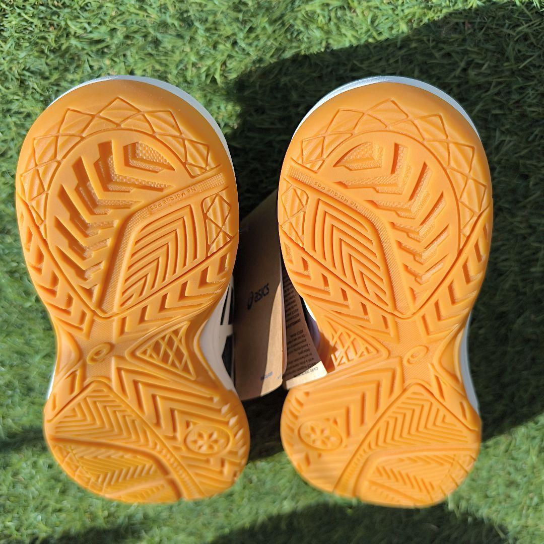 アシックス asics UPCOURT 5 GS 21.5cm