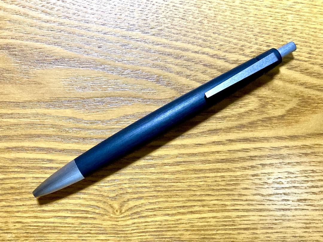 Y*o様 LAMY ラミー 2000 ４色ボールペン L401