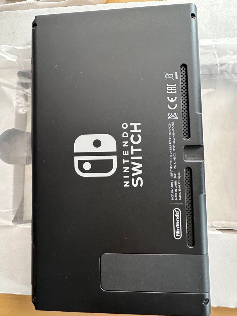 Nintendo Switch バッテリー強化版 2021年