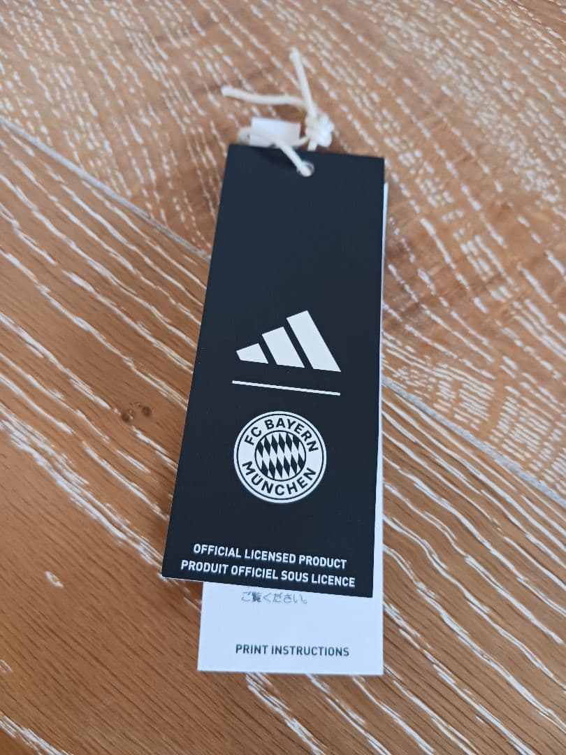 アディダス バイエルンミュンヘン トレーニングジャージー&トレーニングショーツ黒