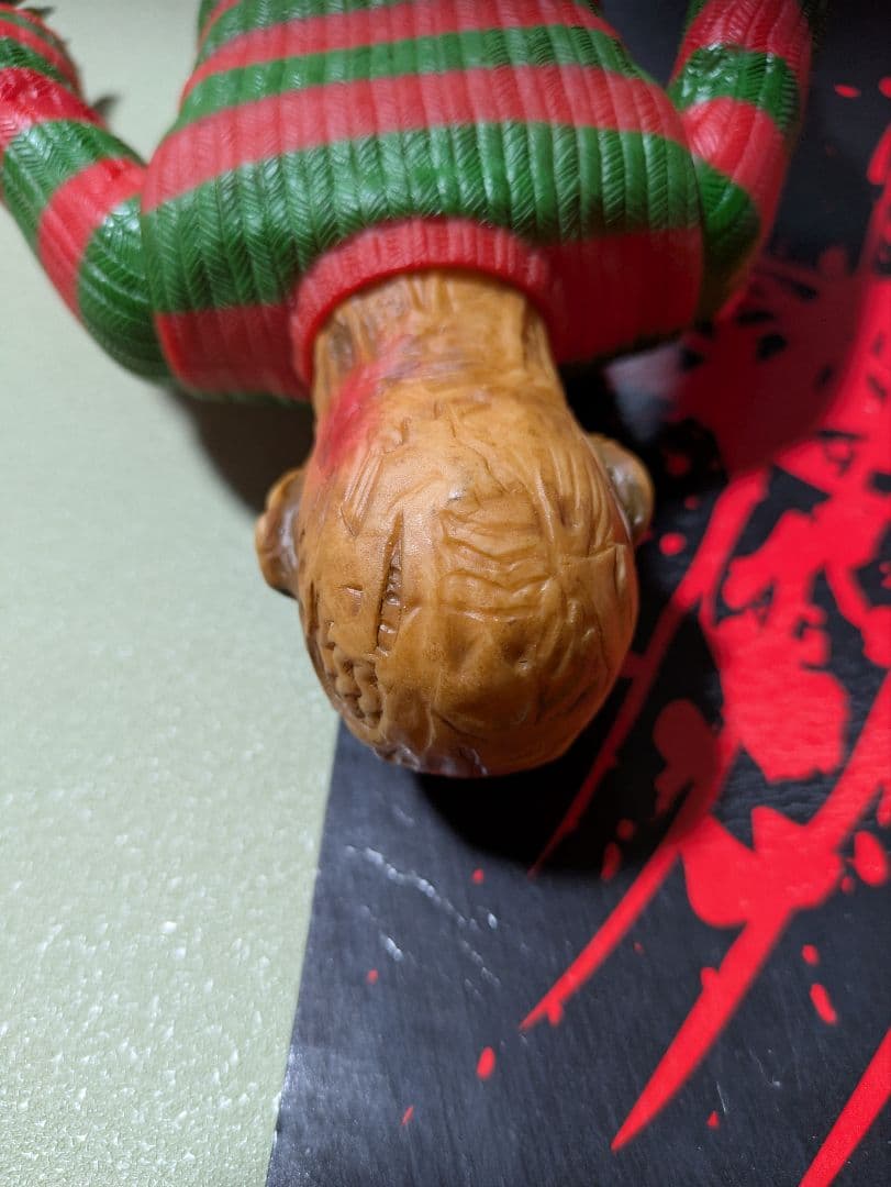 シ*ニ様 エルム街の悪夢　フレディクルーガー　ソフビ　フィギュア　１３日の金曜日