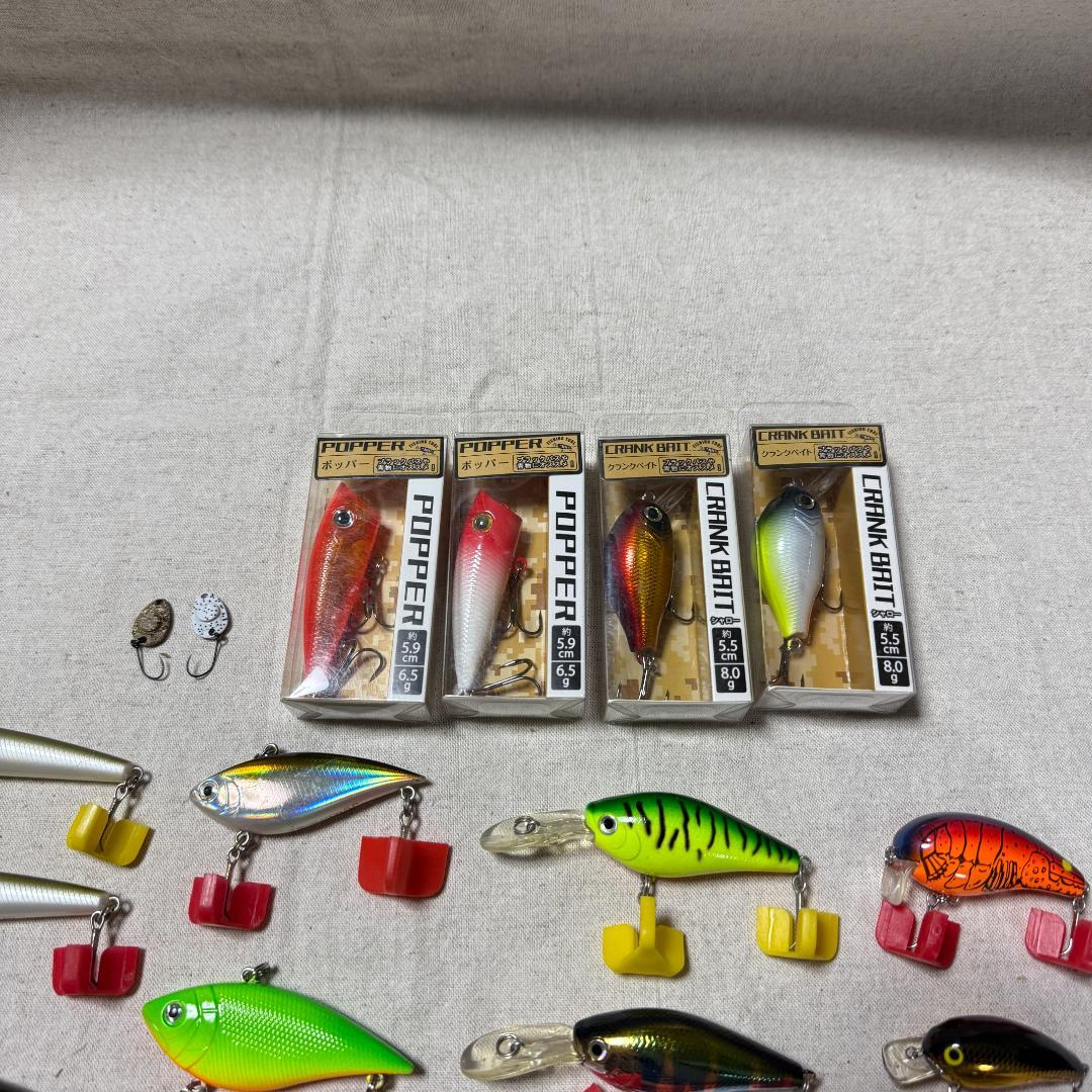 ブラックバス 引退セット ワーム ルアー シンカー フック等 BOX付き