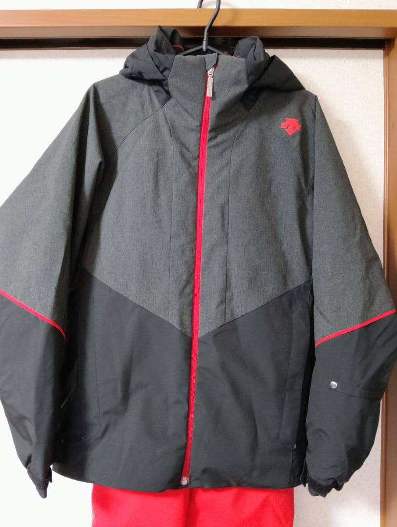 DESCENTE　М　スキーウェア 上下セット 黒/赤