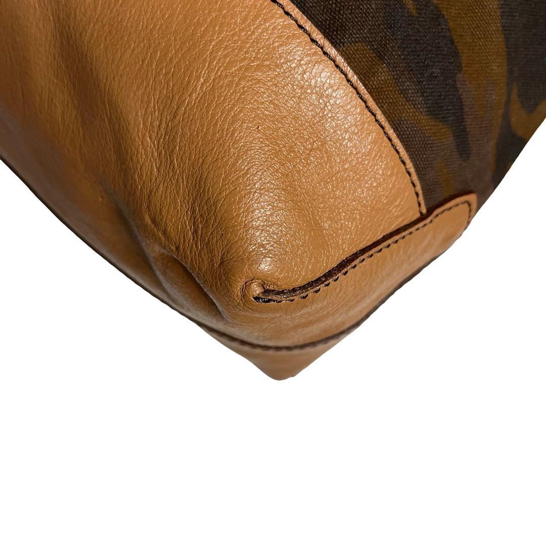 バーバリーブラックレーベル 迷彩 カモフラ レザー　トートバッグ ポーチ付787