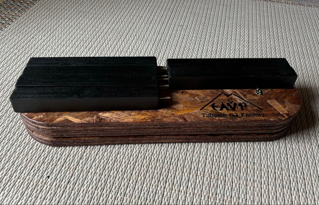 簡単ヘキサテーブル60 ウォールナットニス仕上げ　EH60w