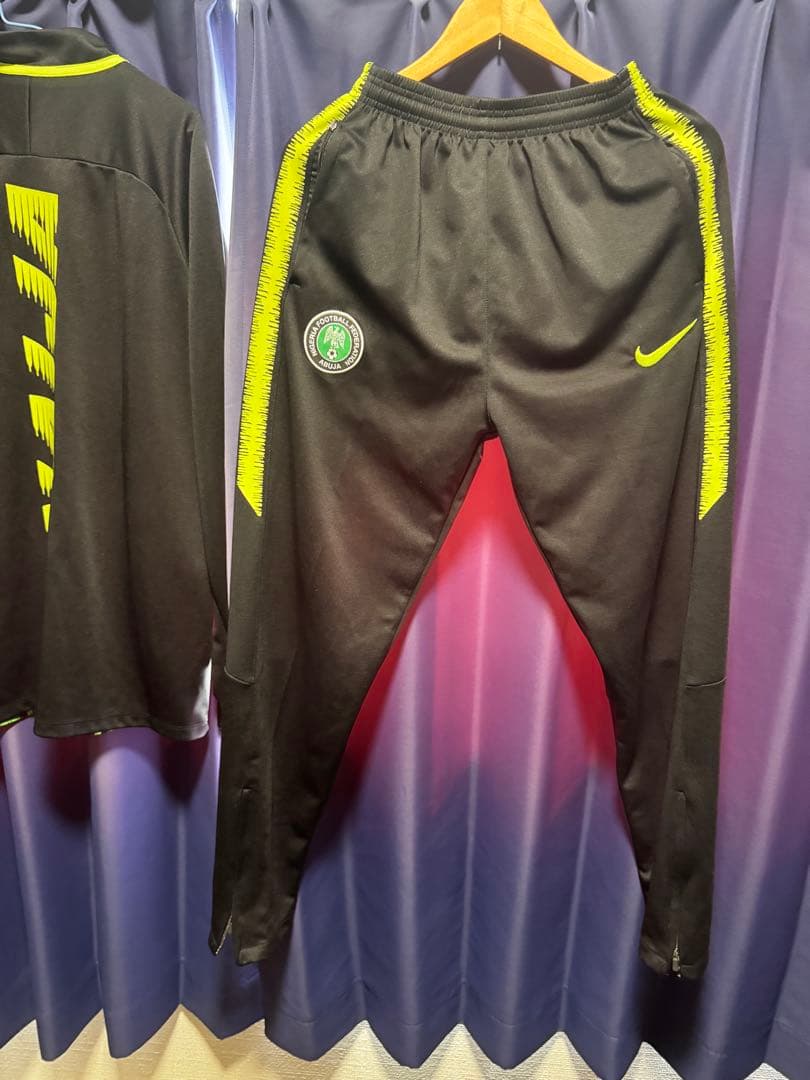 Nike サッカーウェア ジャージ 黒/緑/黄　ナイジェリア　上XL 下L