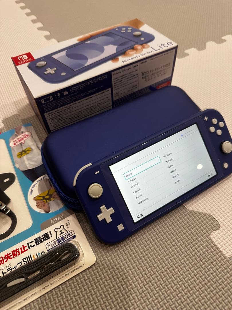 任天堂　Nintendo　Switch Lite　ブルー　スイッチ　ライト