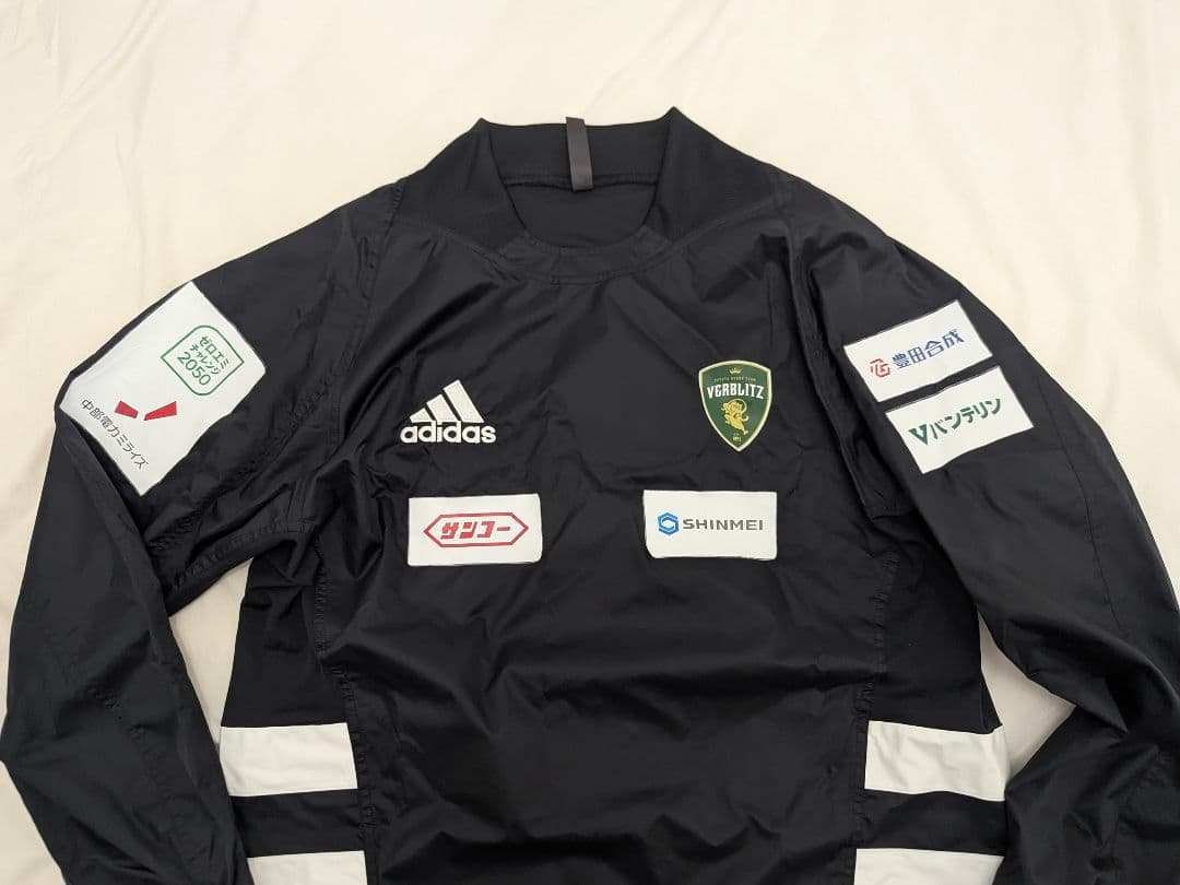 ★ラスト1点★　トヨタヴェルブリッツ　支給品ウォームアッププルオーバー