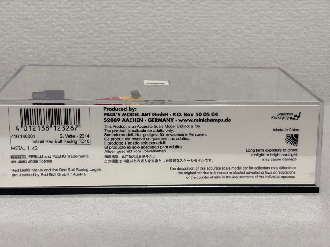 ミニカー RED BULL RACING RB10 S. Vettel 2014