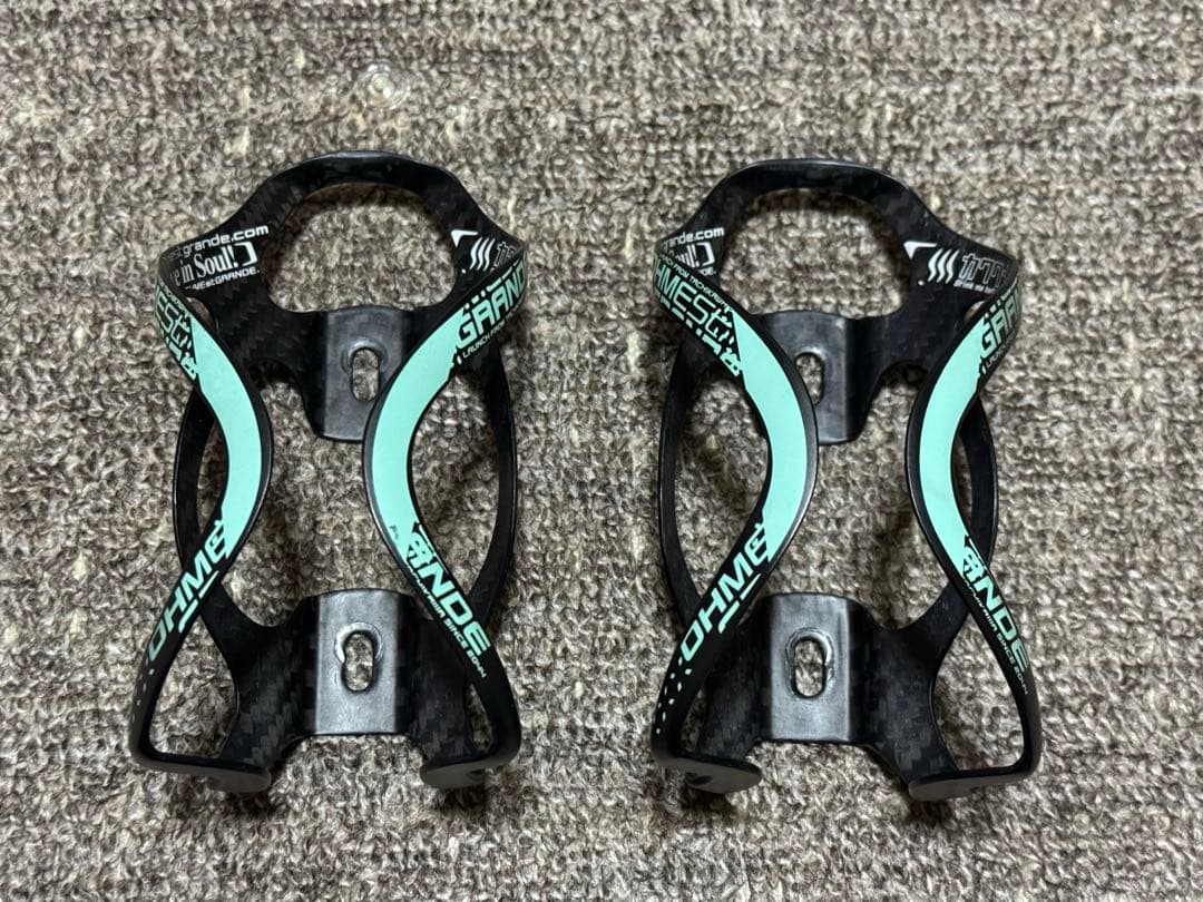 オーメストグランデ オリジナル カーボンボトルケージ 2個セット