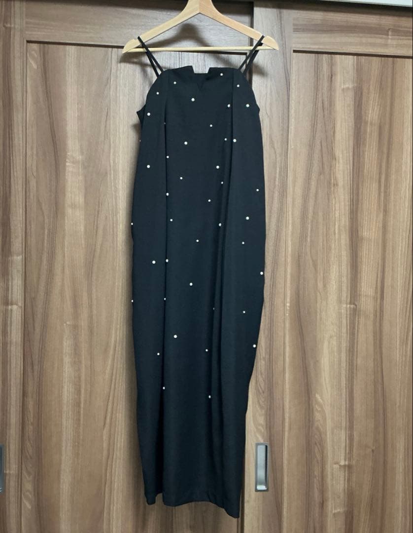 【25AW】新品タグ付き　アンドレスド　ワンピース　パール