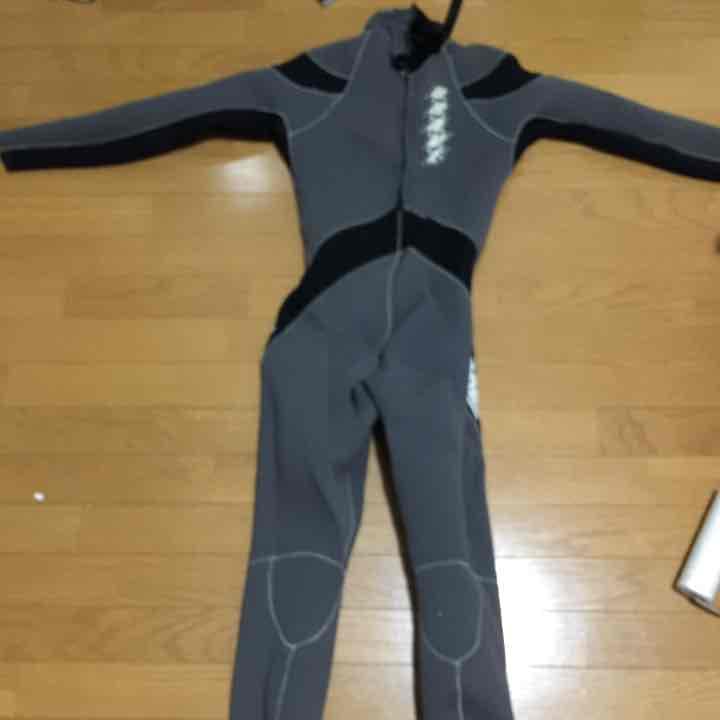 冬用のウエットスーツ