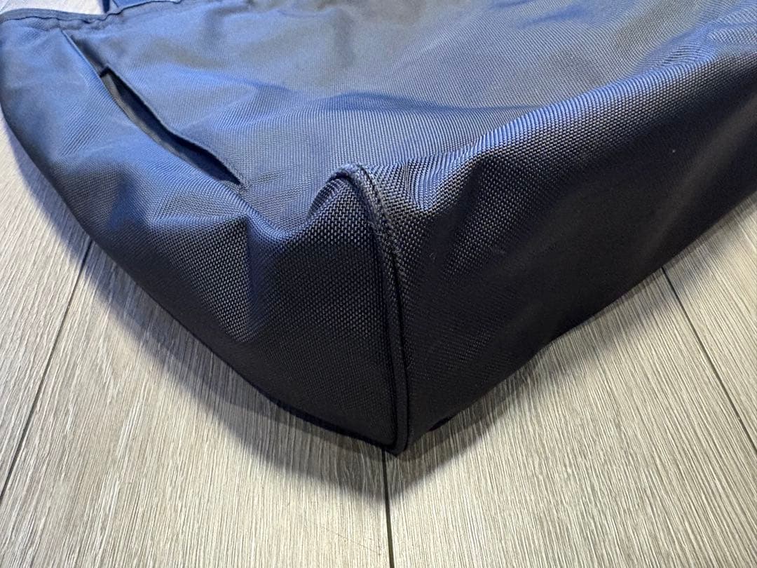 MONOLITH TOTE OFFICE SOLID M トートバッグ