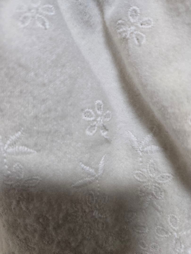 LIZMELO リズメロ　ケープマント　オフホワイトファー付 LIZLISA