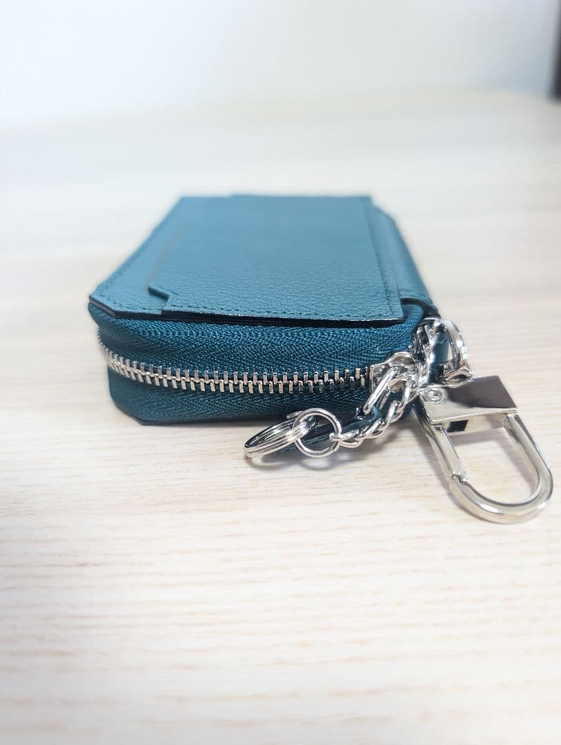 未使用　希少カラー　L’arcobaleno　スマートWキーケース