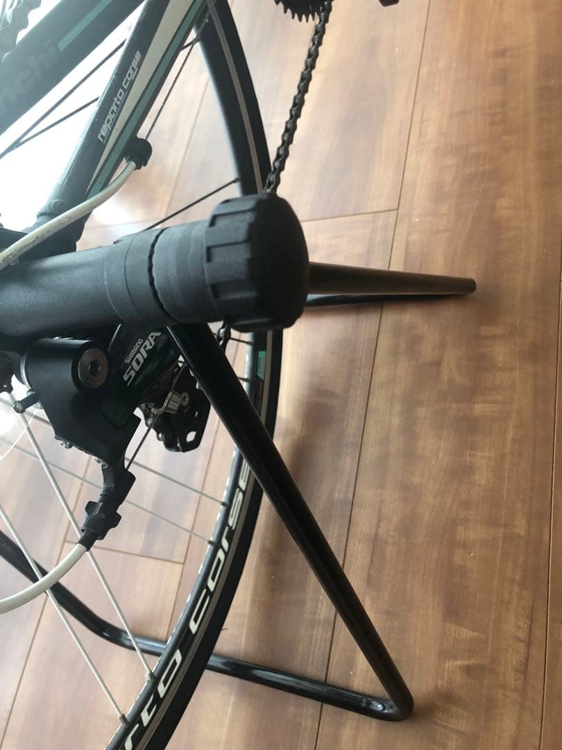 ロードバイクBIANCHI ニローネおまけ付き