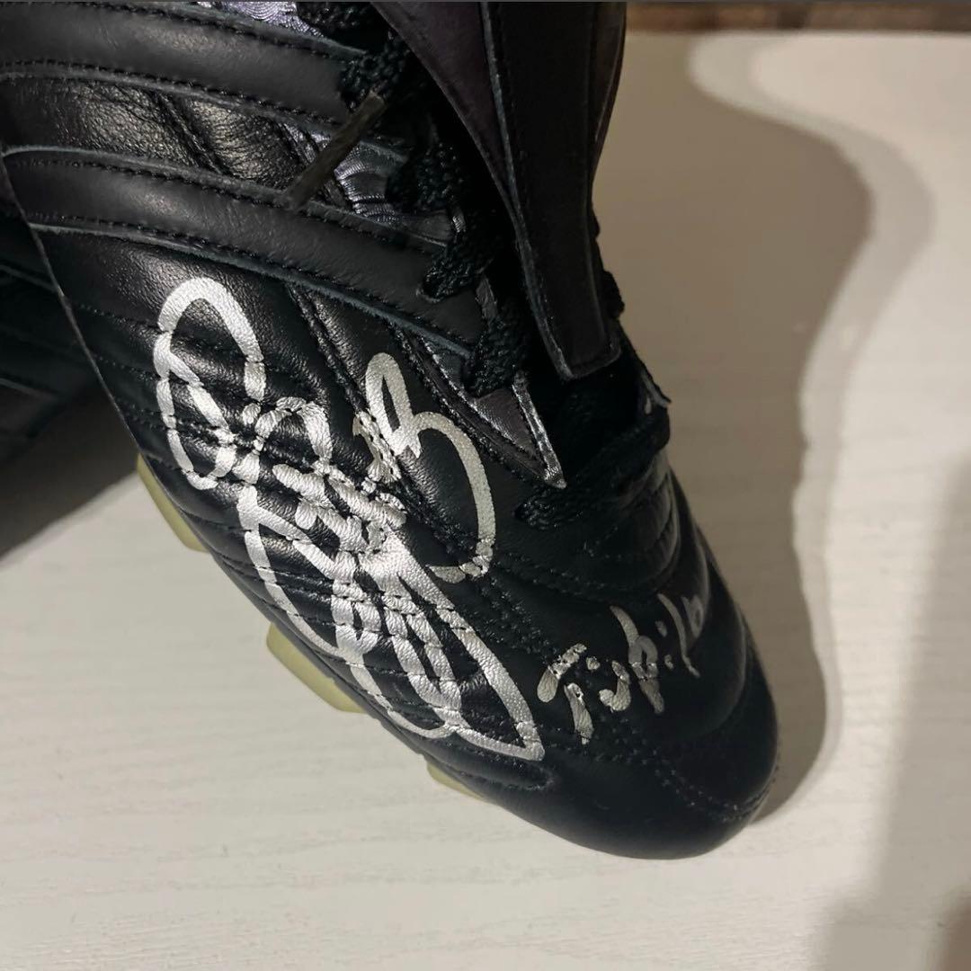 名波浩　サイン入りスパイク