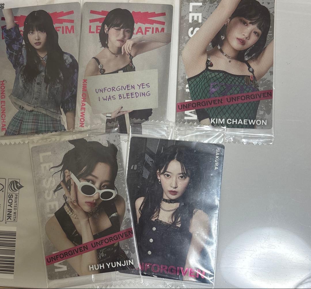 LE SSERAFIM グッズまとめ売り