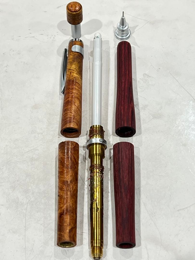 クラゲ　紅白花梨でs20シャーペン0.3mm ノックボタン