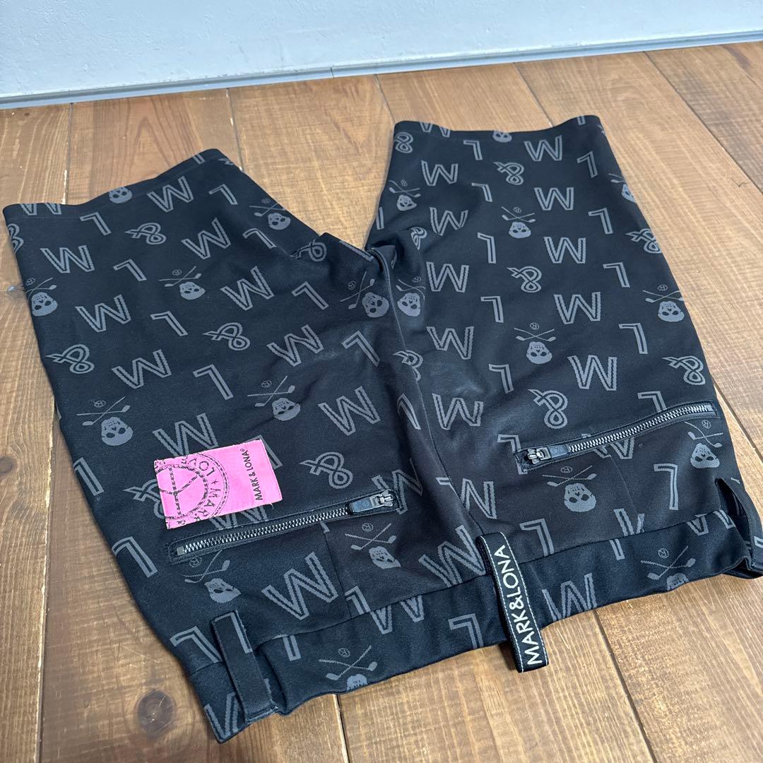 マークアンドロナ　ハーフパンツ　46 ブラック　総柄