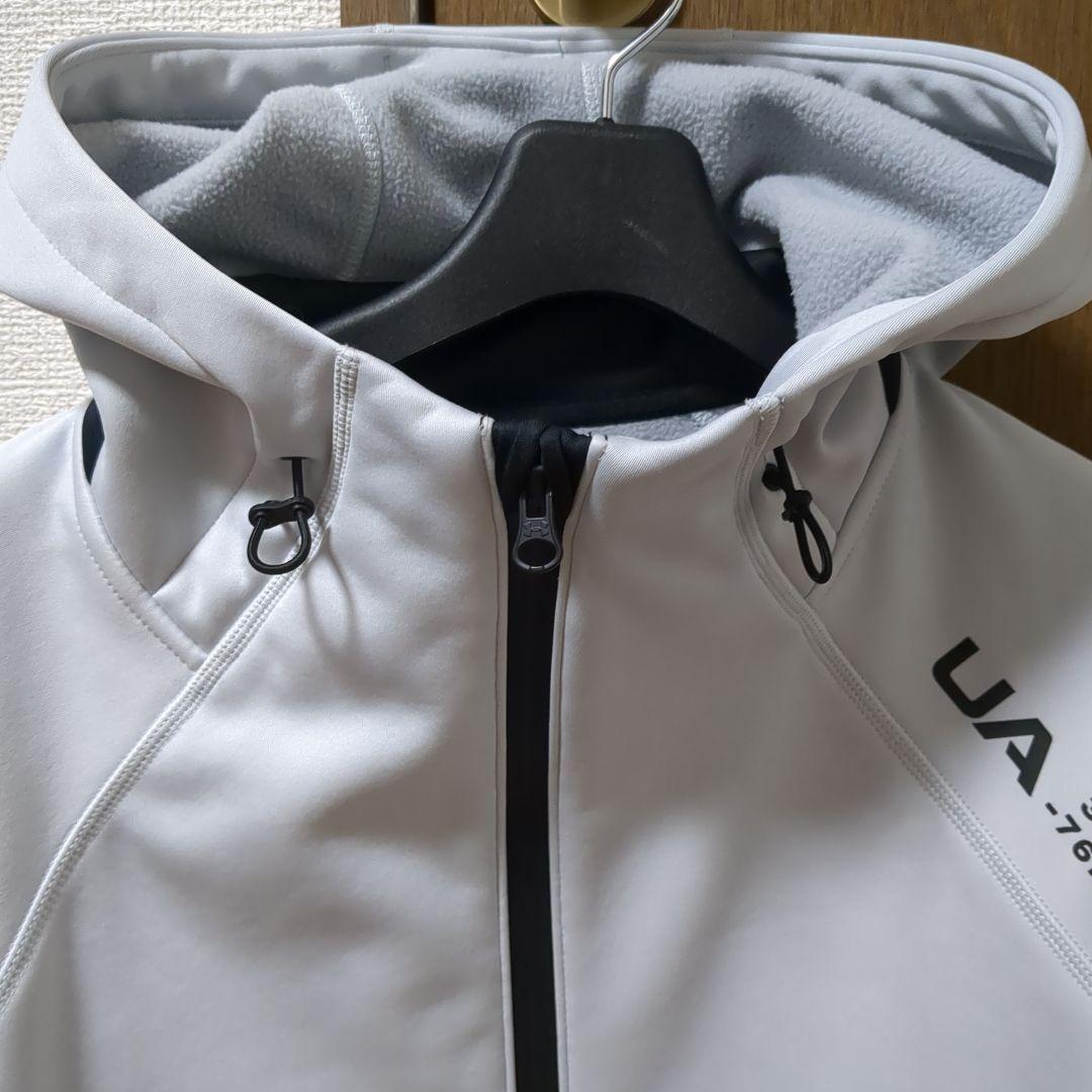 アンダーアーマー　アウター