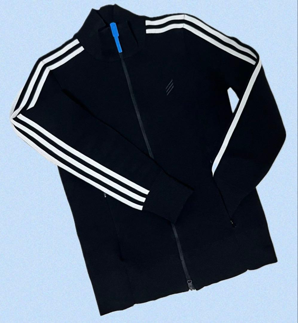 アディダスゴルフ　レディースセットアップ　アンシネ着用モデル　アディクロス