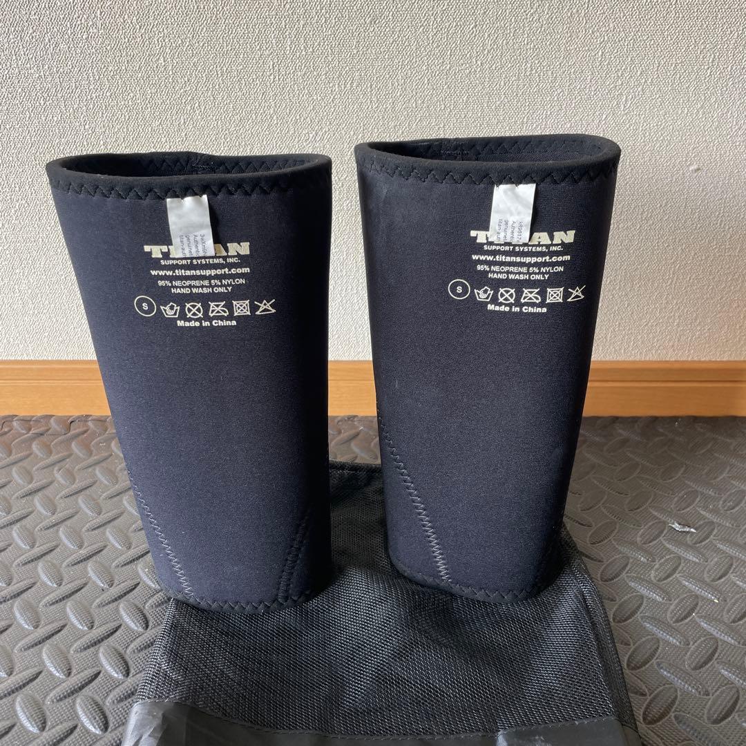 TKS タイタン　ニースリーブ　Sサイズ