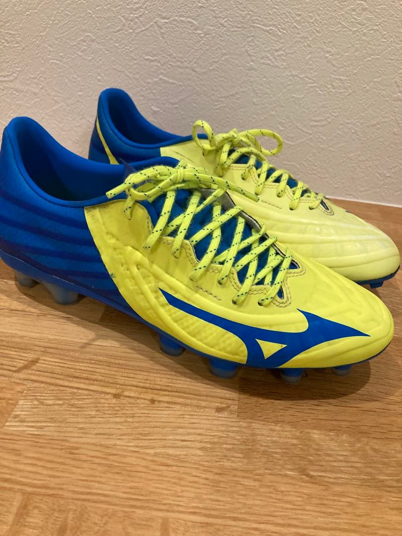 【美品】ミズノレビュラREBULA3Pro 26.0cmサッカースパイク