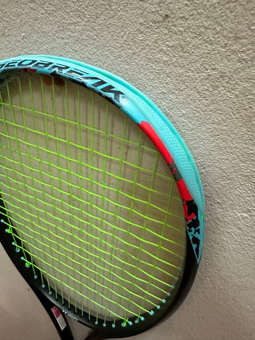 [限定価格 即日発送!!] ジオブレイク70V GEOBREAK 前衛用ラケット