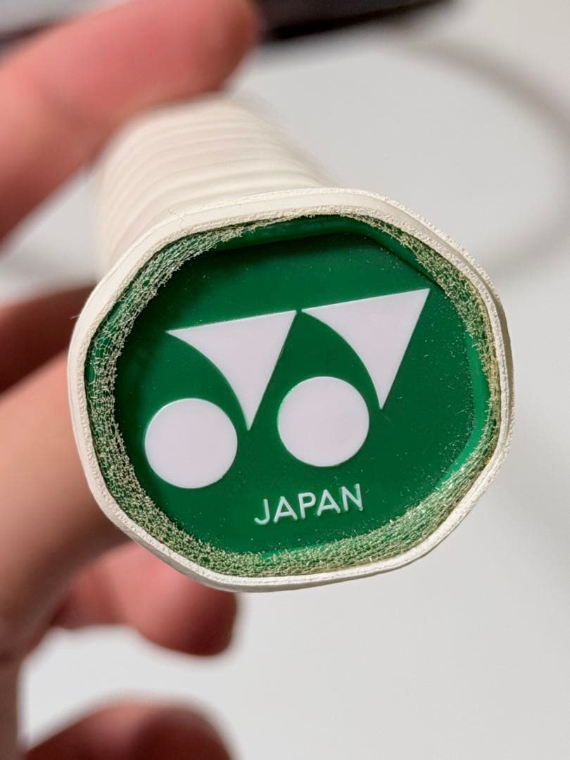 ヨネックス アストロクス 100ZZ クレナイ 3u5 ほぼ新品