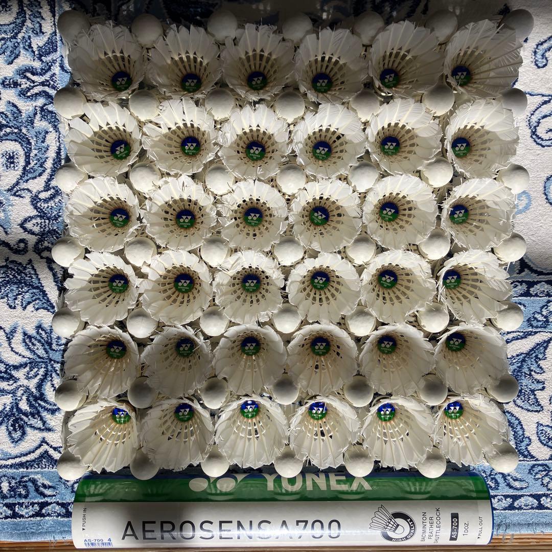 ニューオフィシャルなど　 バドミントンシャトル まとめ売り　筒　箱付き