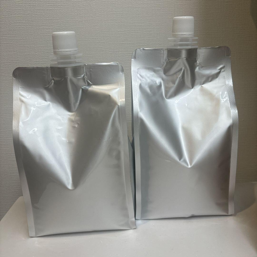 リラエ　Lyrae パラシャンプー　パラトリートメント　つめかえ