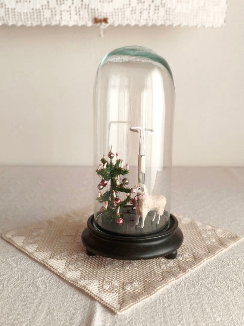 * vintage ✵ ガラスドーム オールドツリーと羊さん