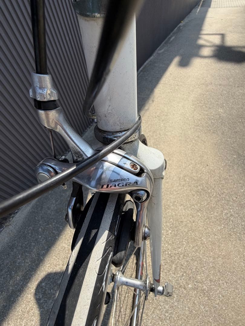 Louis Garneau ロードバイクLGS-LCR 700C (空気入れ付)