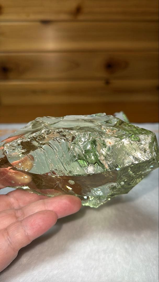 ⑥希少色 ジャワ島産火山性ガラス レモンライム クリストバライト結晶 原石かち割