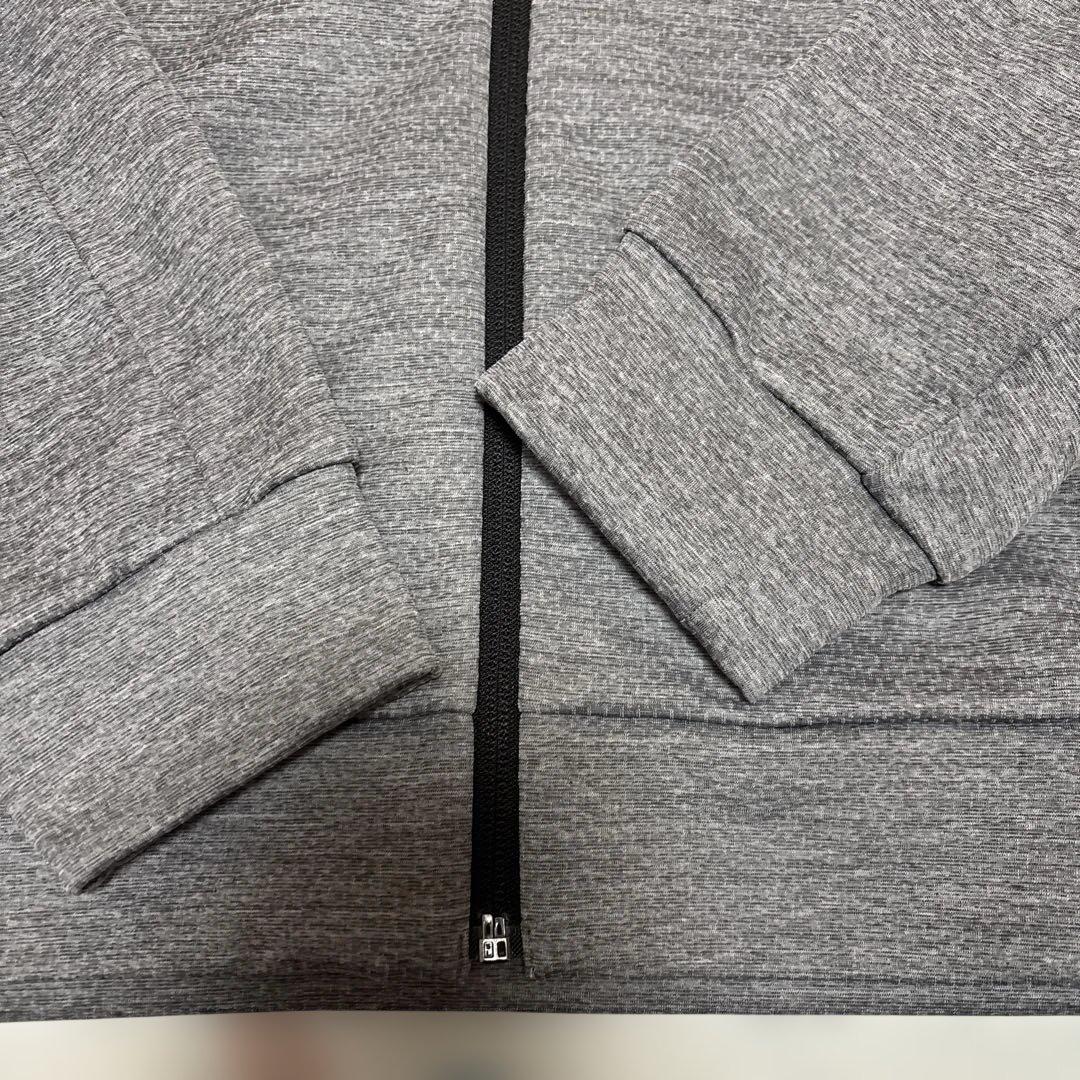 ヨ*ー様 デサントMove Sport セットアップ